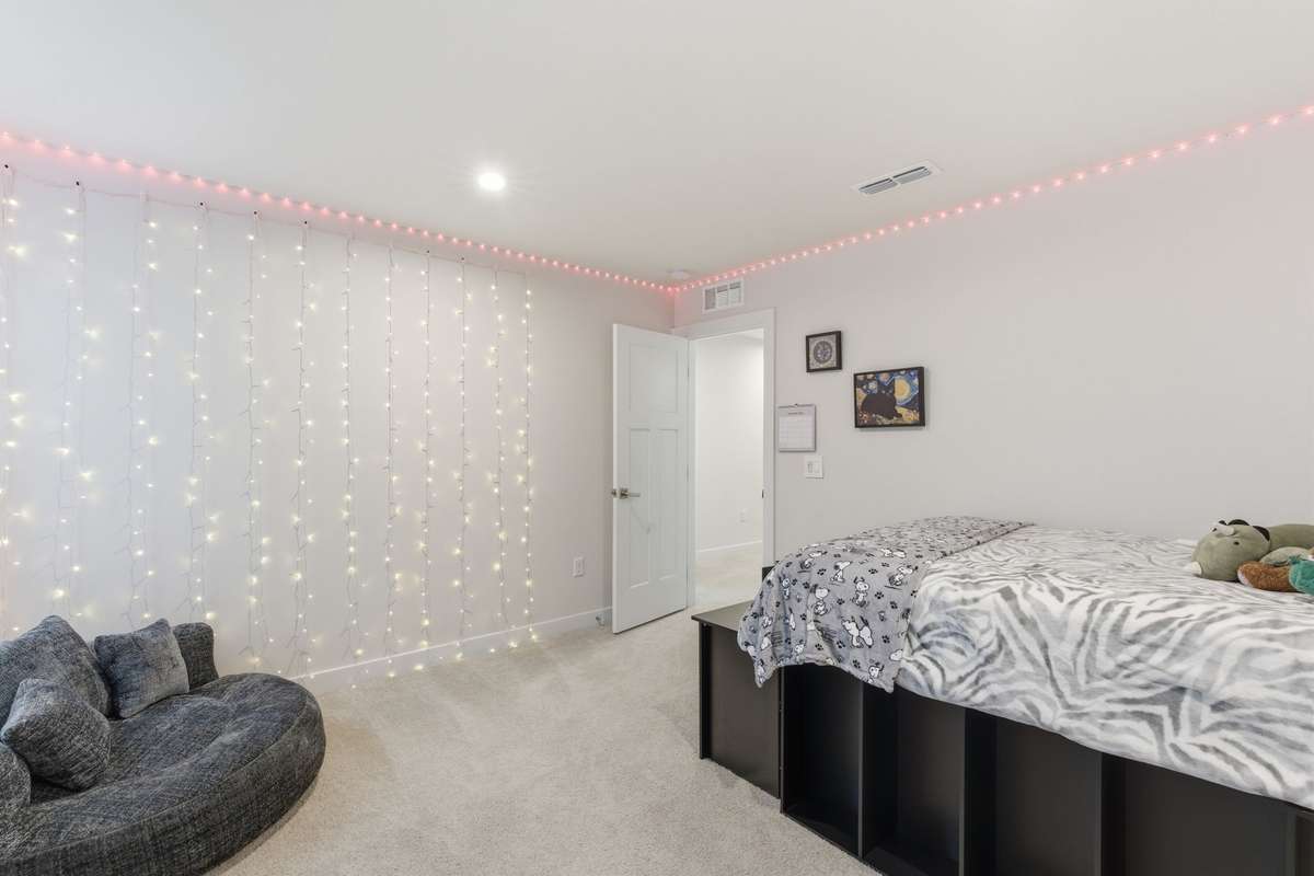 2nd floor bedroom #4