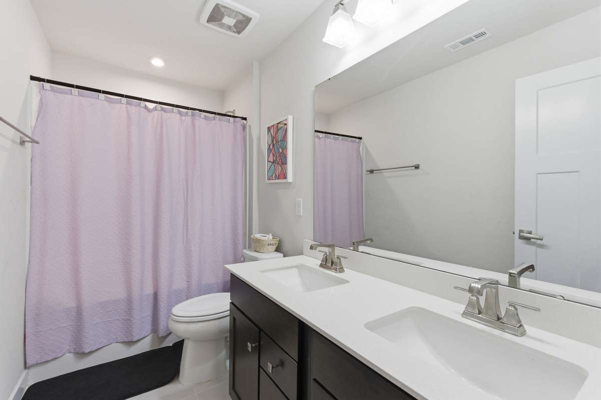 2nd floor full bath