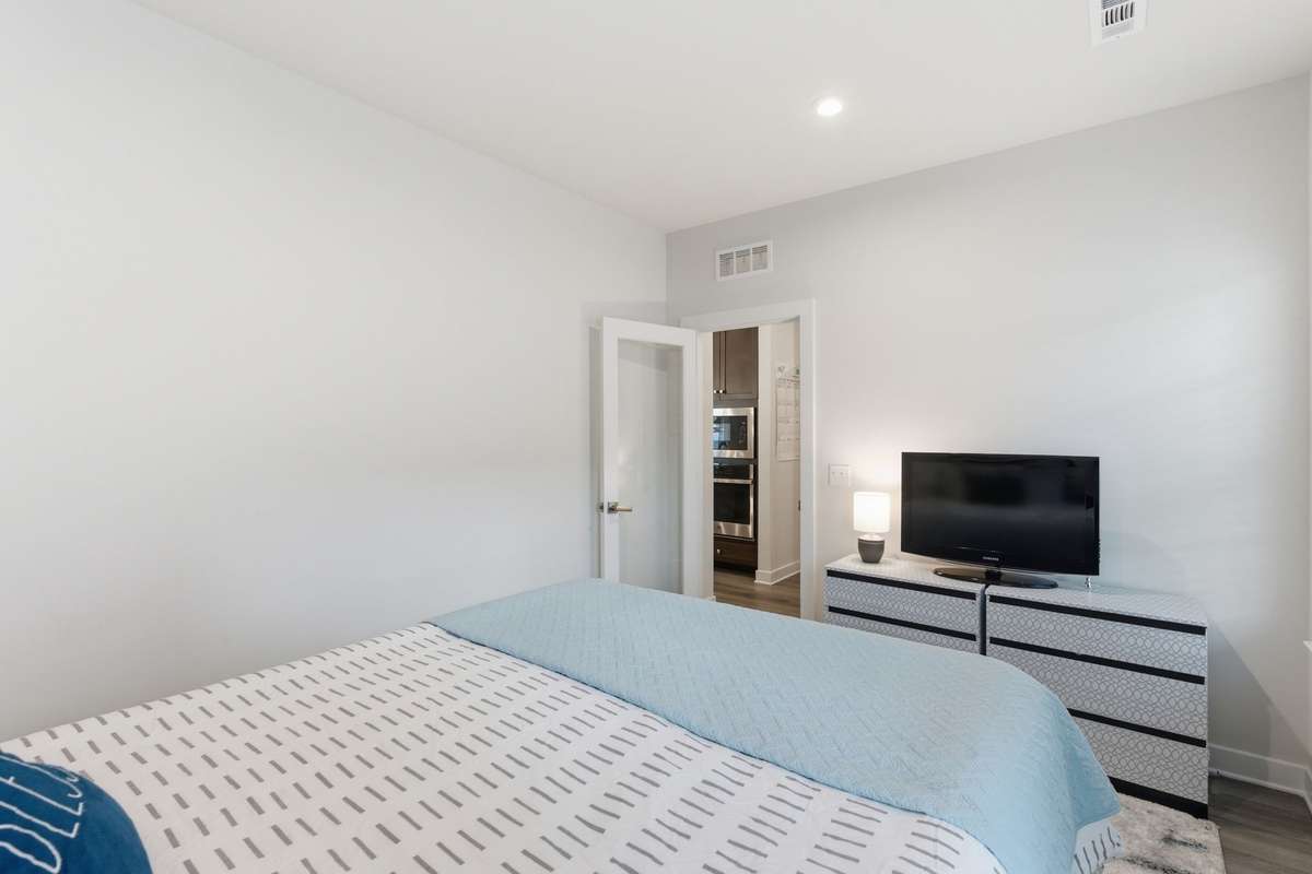 1st floor flex room