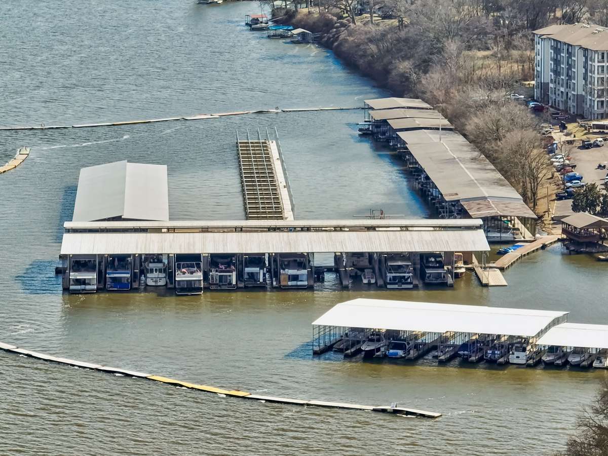 Old Hickory Lake - marina & restaurant just up the road