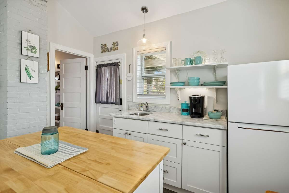 detached apartment