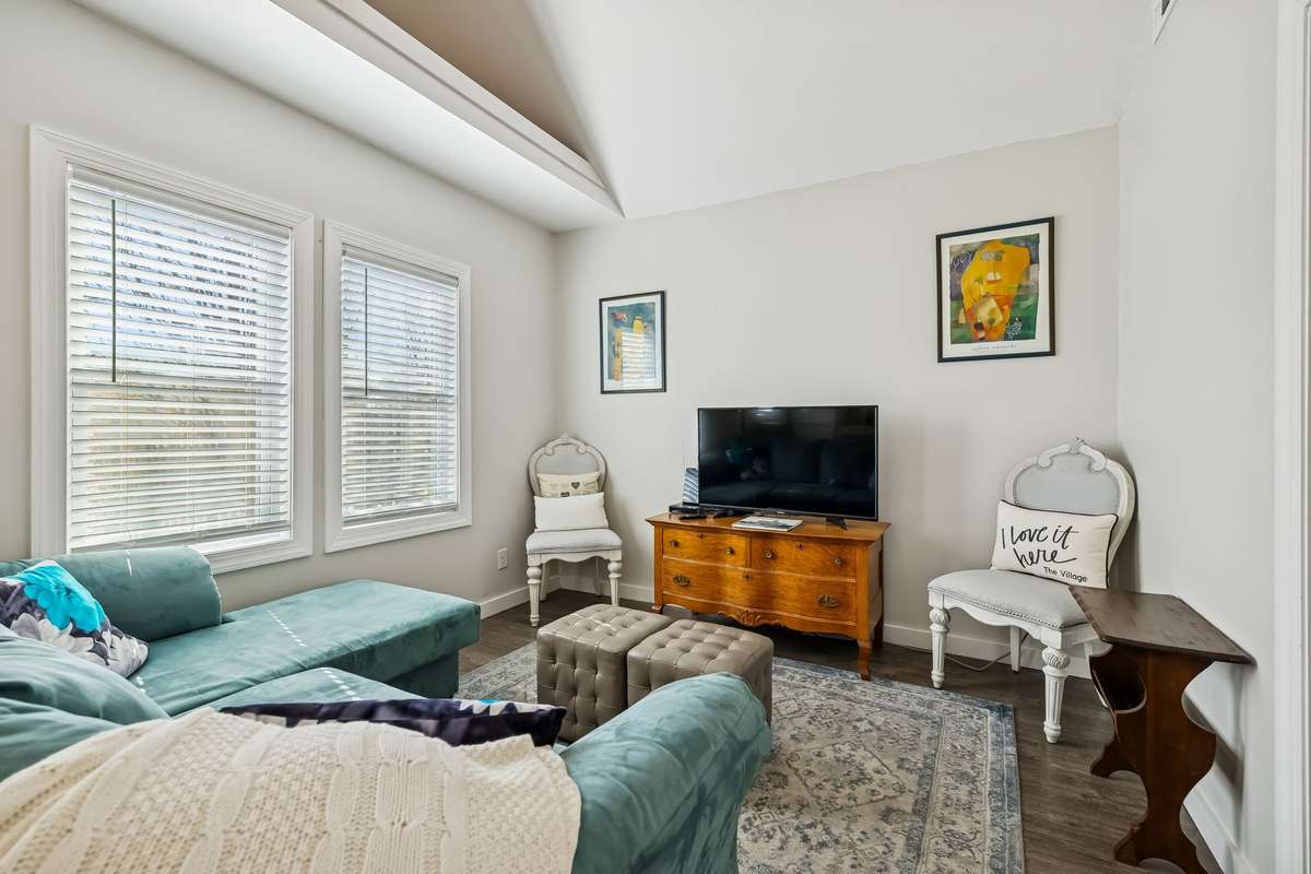 detached apartment
