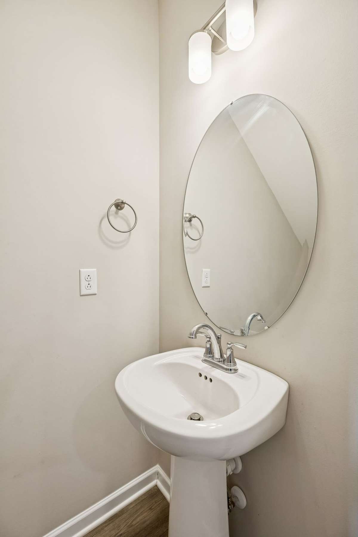 Perfectly positioned powder bath found on the main level! 501 Ruby Cate Way, Murfreesboro, TN 37128
