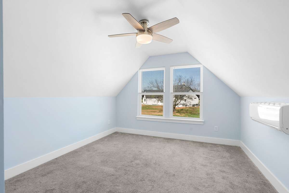5th bedroom upstairs/bonus room/office space.