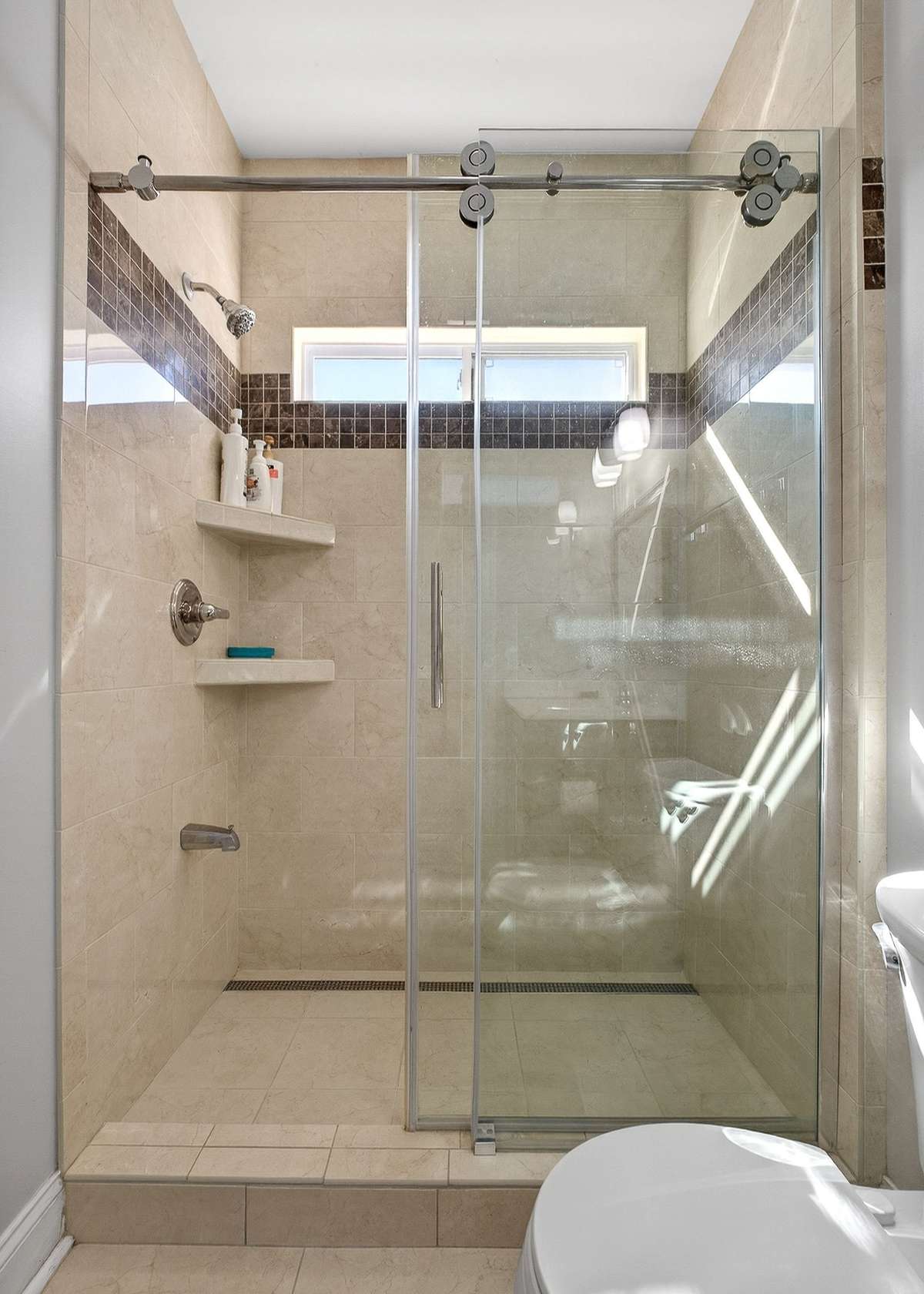 NICE WALK IN TILED SHOWER