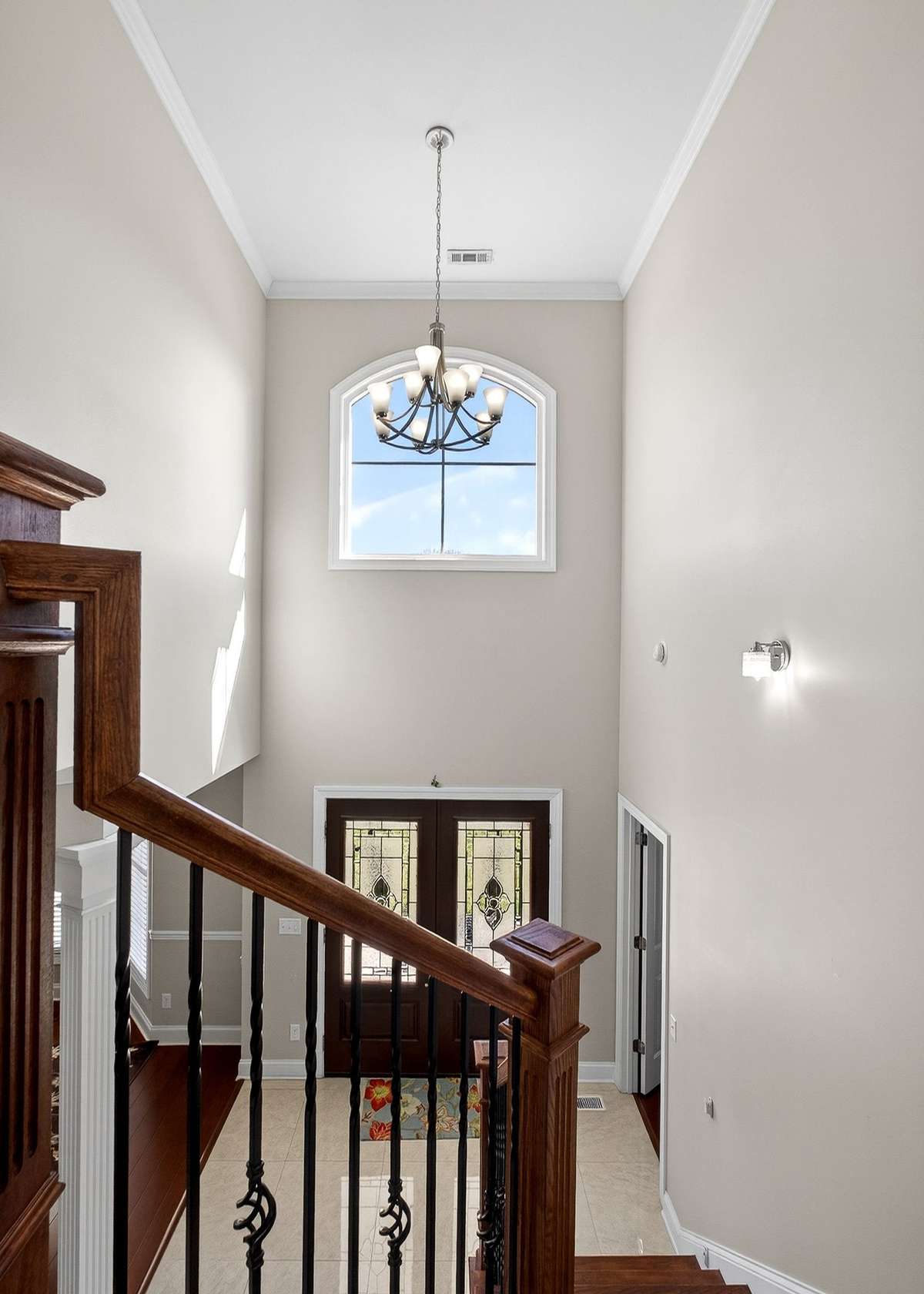 TWO STORY ENTRY WAY