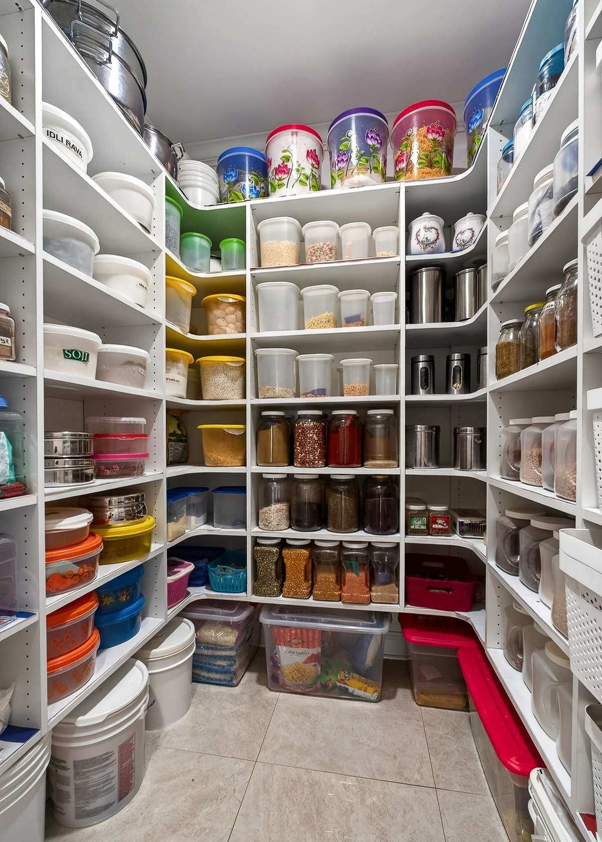 HUGE WALK IN PANTRY