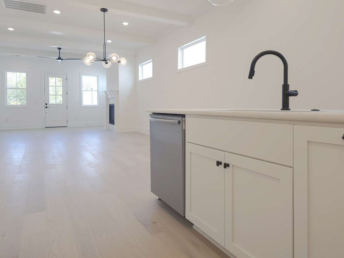Enjoy a disposal with a convenient on/off countertop button
