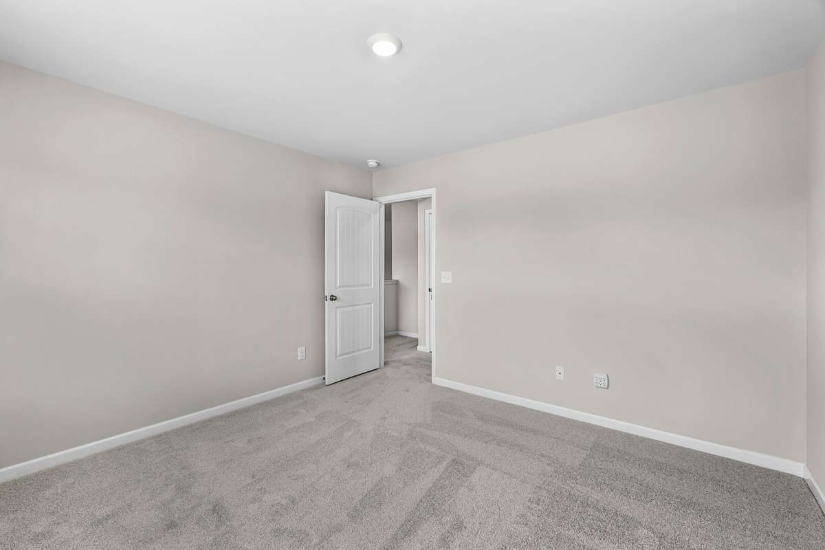 4th guest bedroom