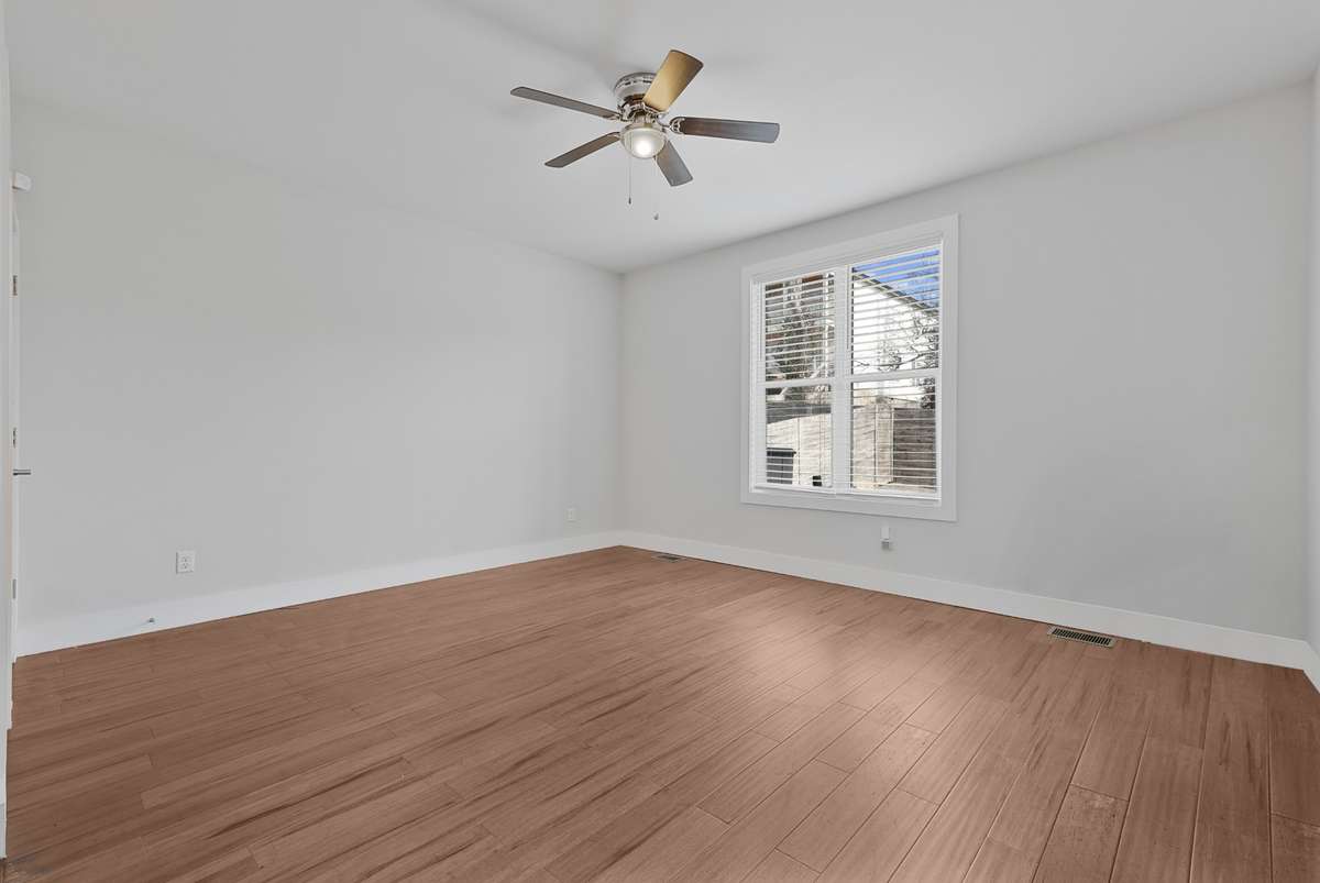 Main floor private suite