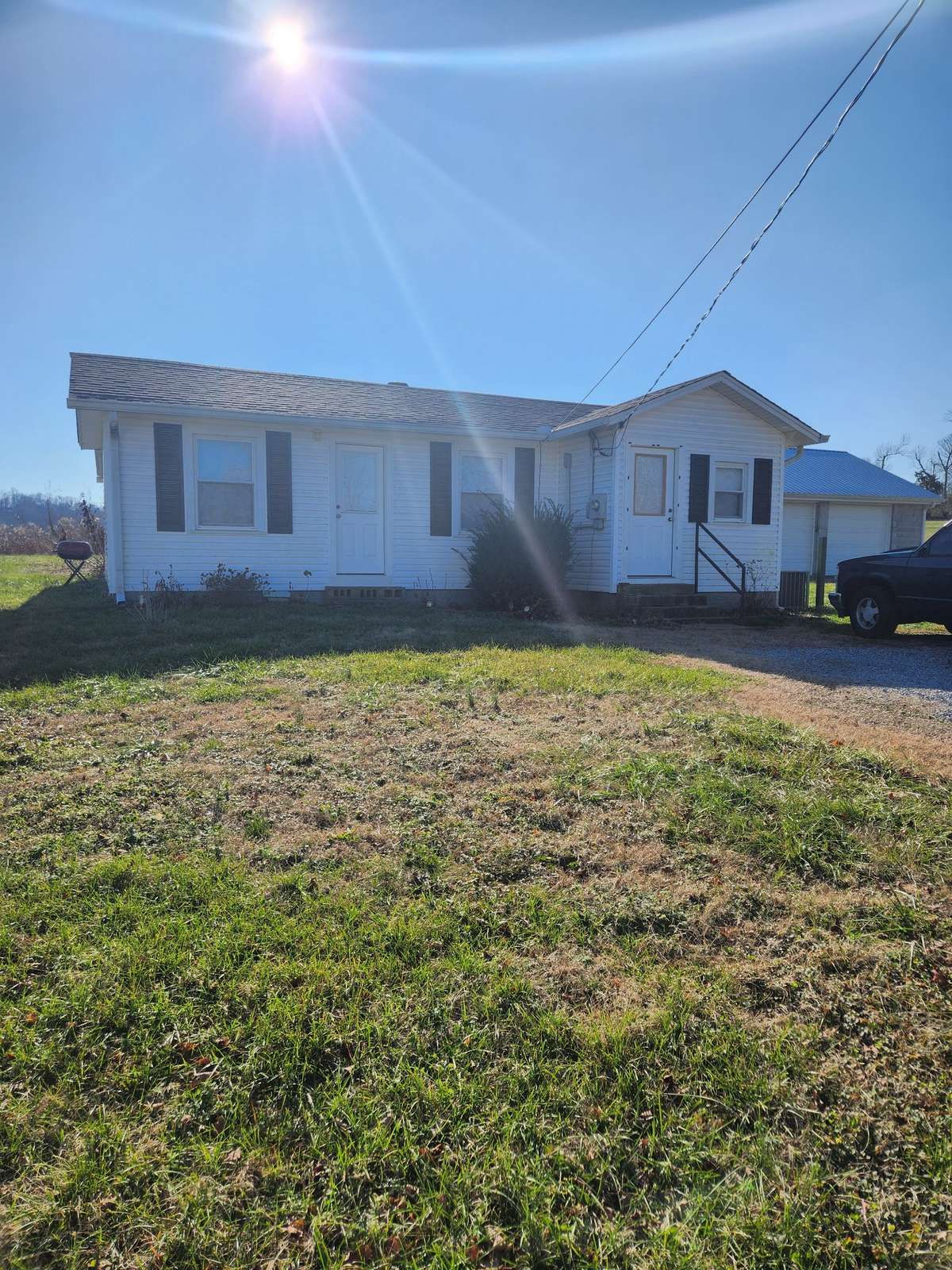 1351 Hwy 70