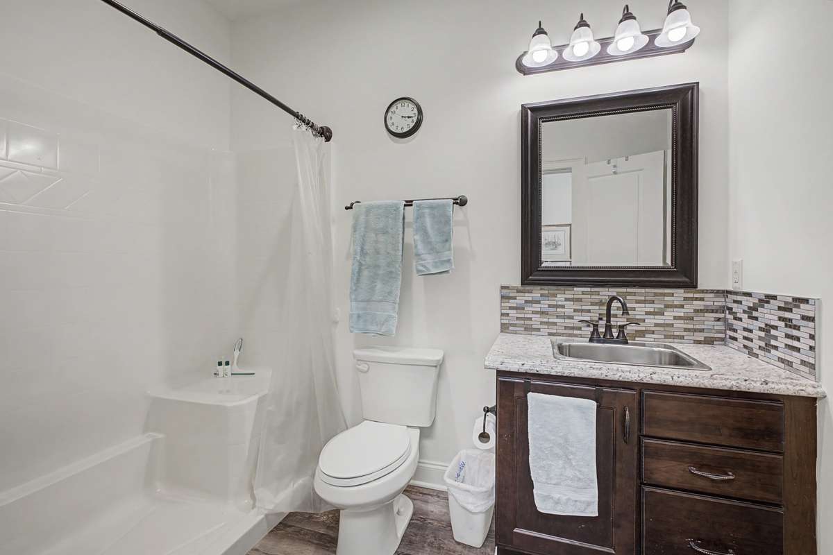 Full bath in basement