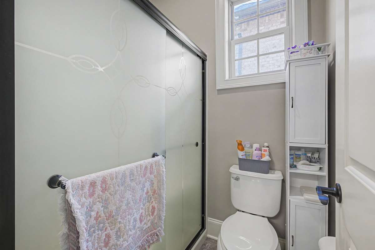 Walk-in shower in guest bath