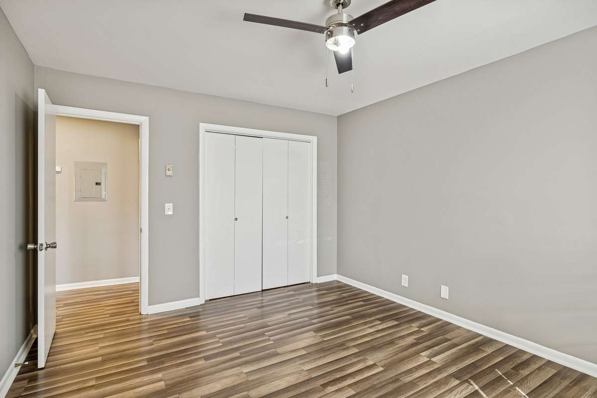 Neutral, designer color palette throughout! 550 Harding Place, #F 107, Nashville, TN 37211