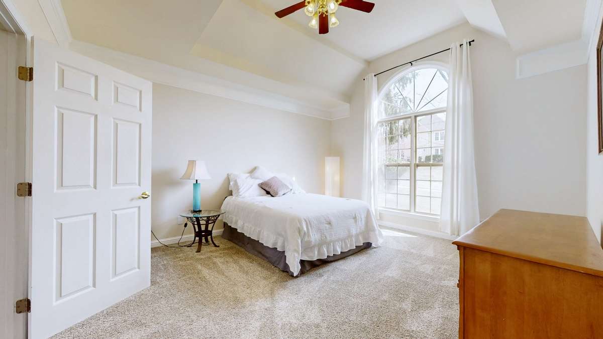 Primary suite