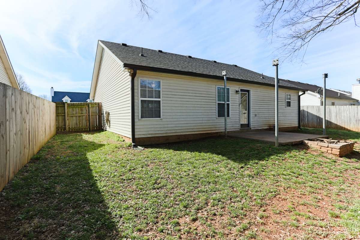 Lots of room for little ones or fur babies to play
