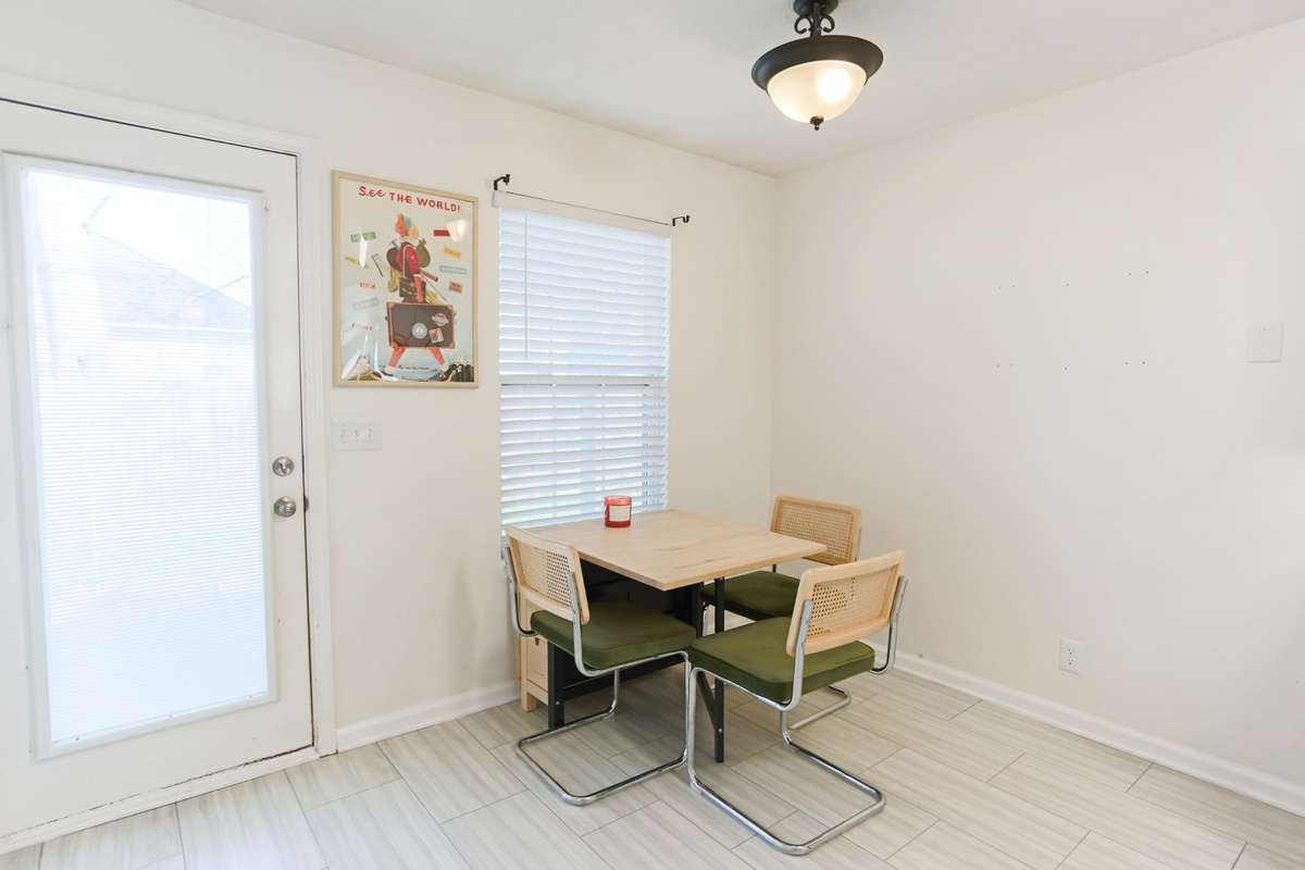 Dining area w easy access to back porch