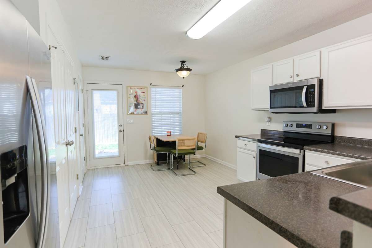 Combo Kitchen/Dining area