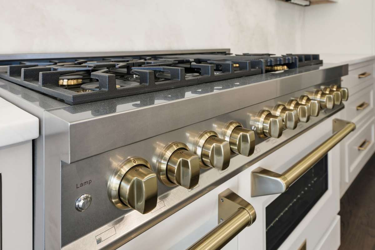Main kitchen range