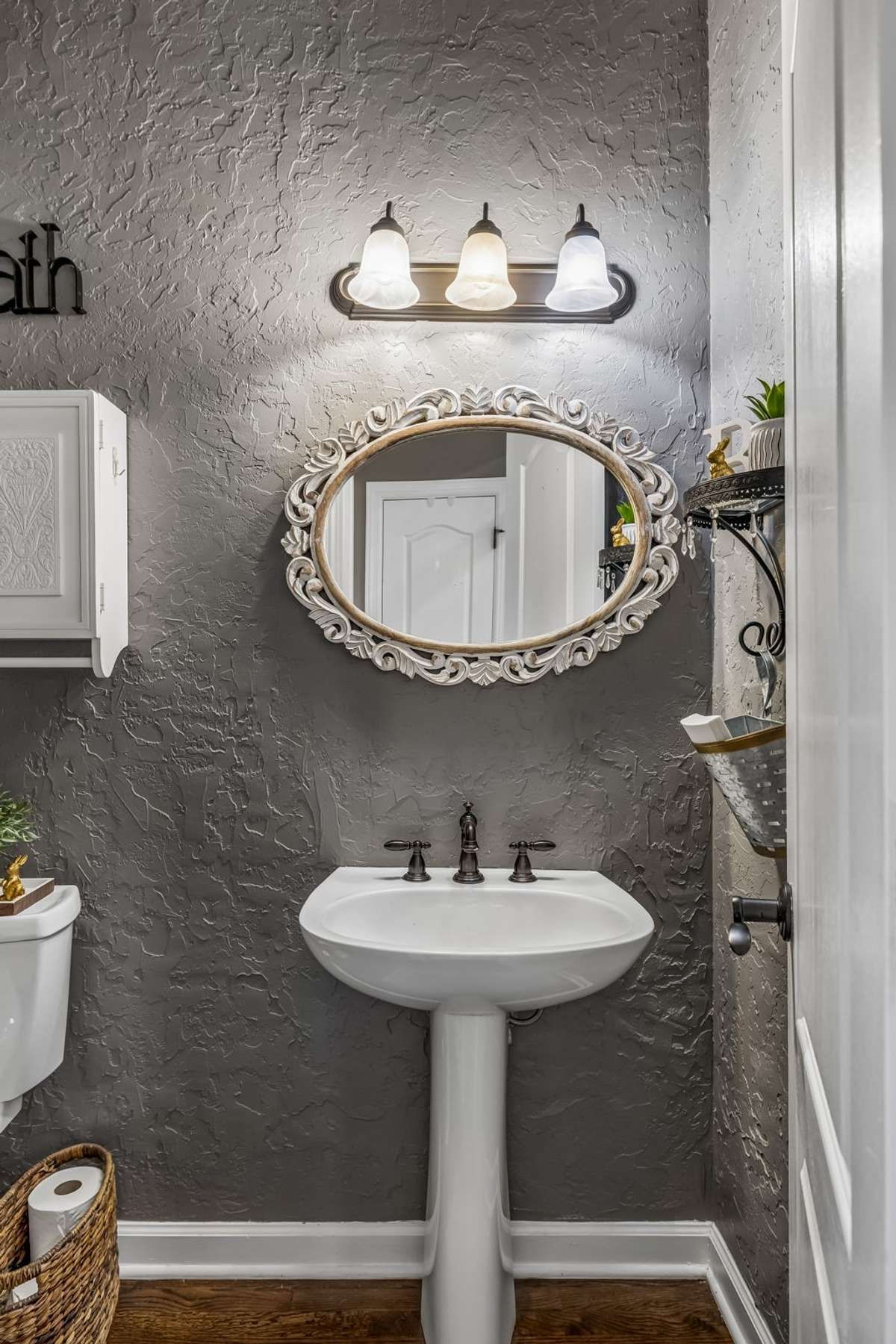 Powder Room