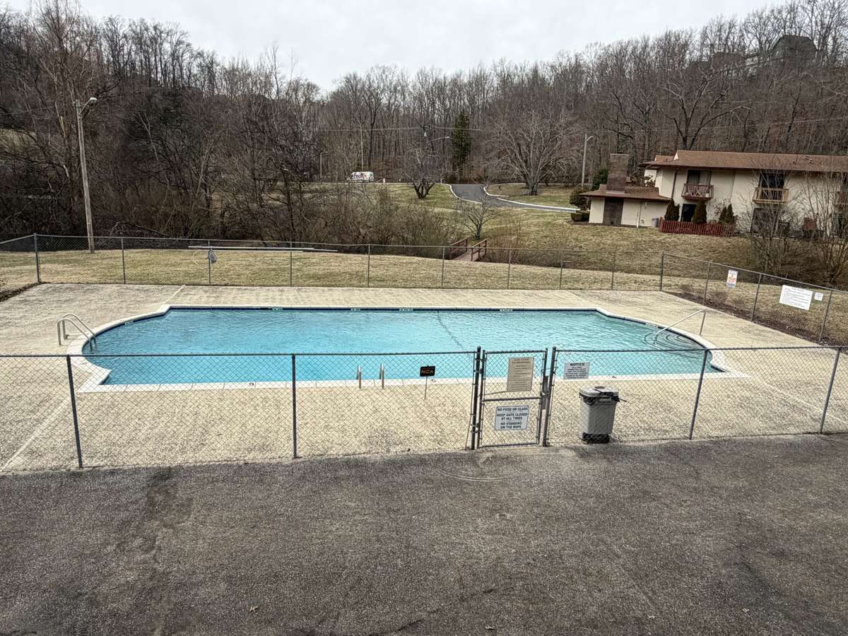 Nice pool!