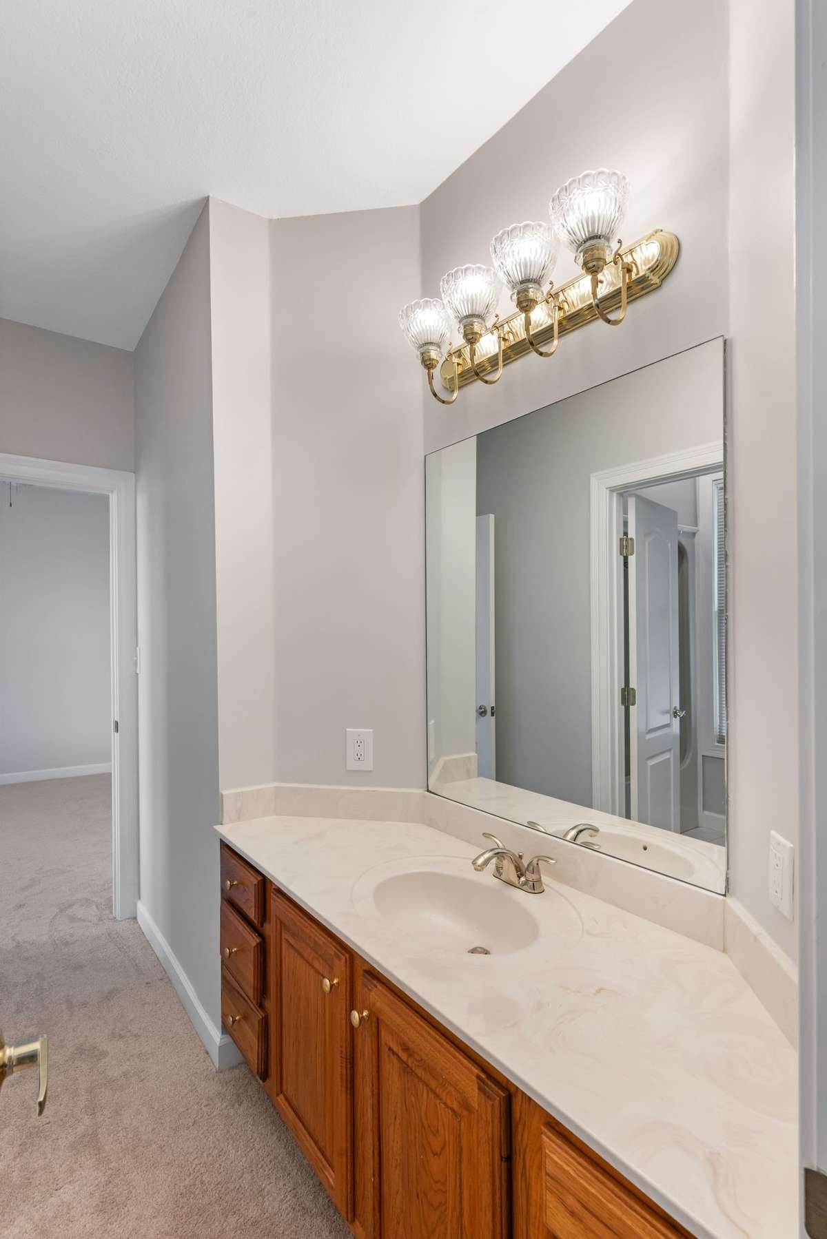 Main level guest bath 2