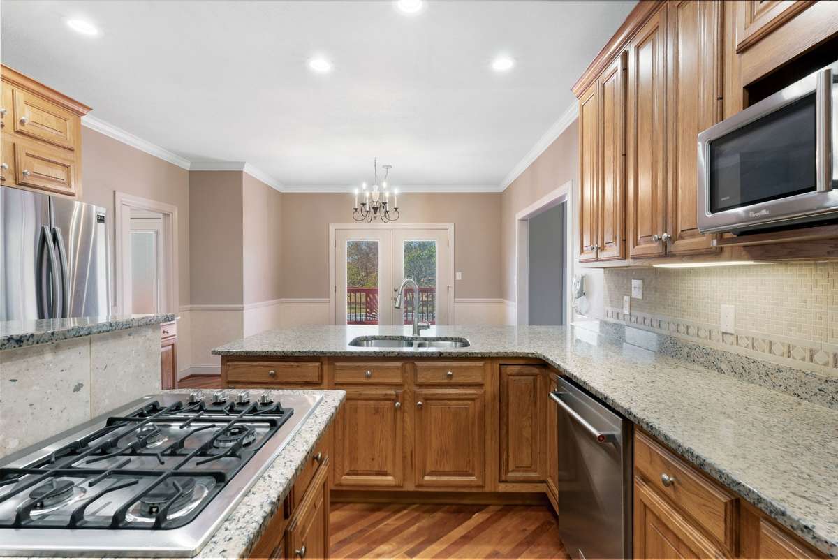 Gas cooktop.