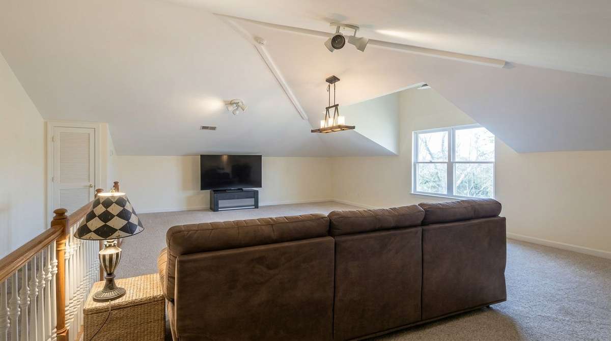 Over-Garage Bonus Room