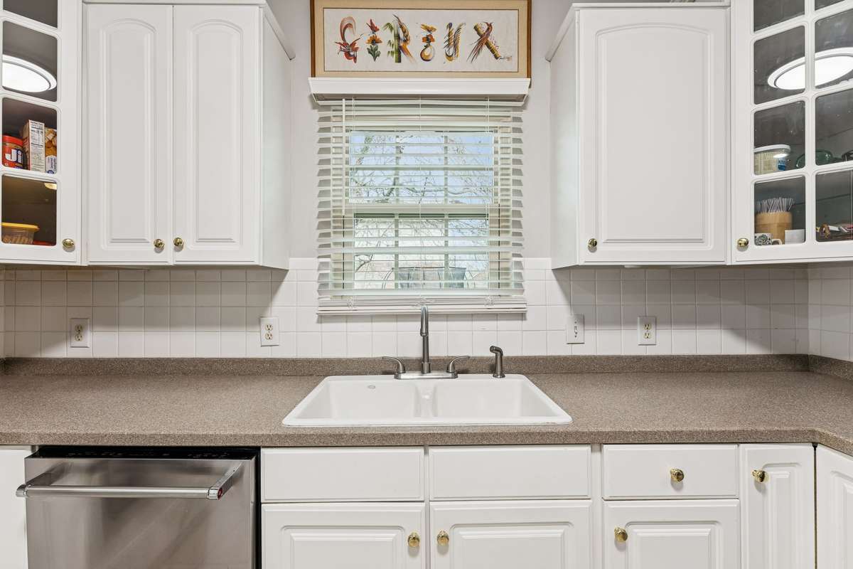 Upgraded appliances are just a couple of years old! 2409 Amber Glen Court, Murfreesboro, TN 37128