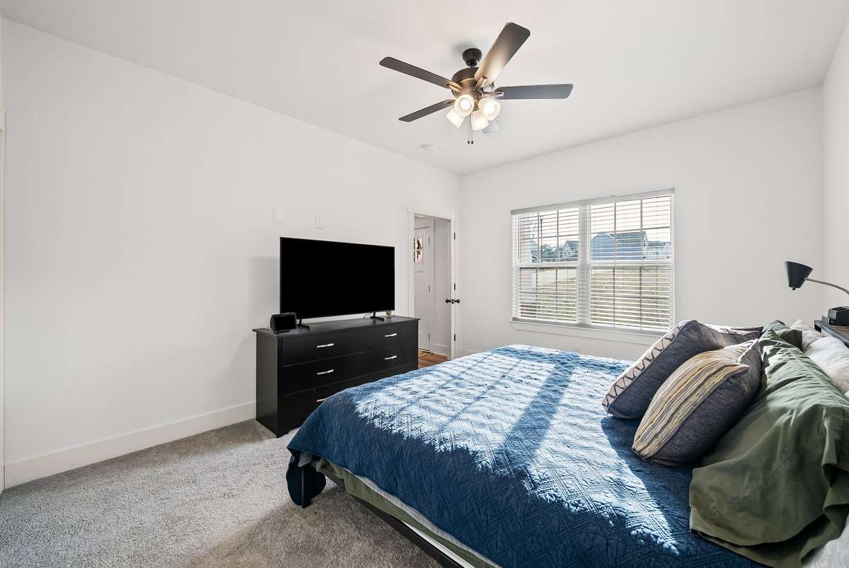 Large primary bedroom