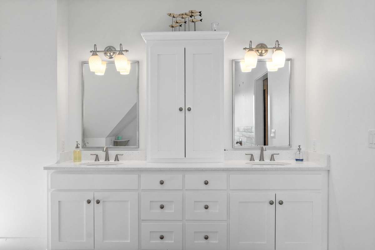 Double Vanities in Master Bath