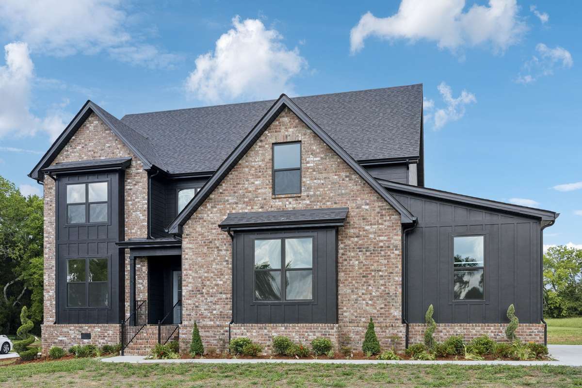 Photos of real pics of a home that was built in Bell Buckle,  buyers will have the option to make their interior and exterior selections.