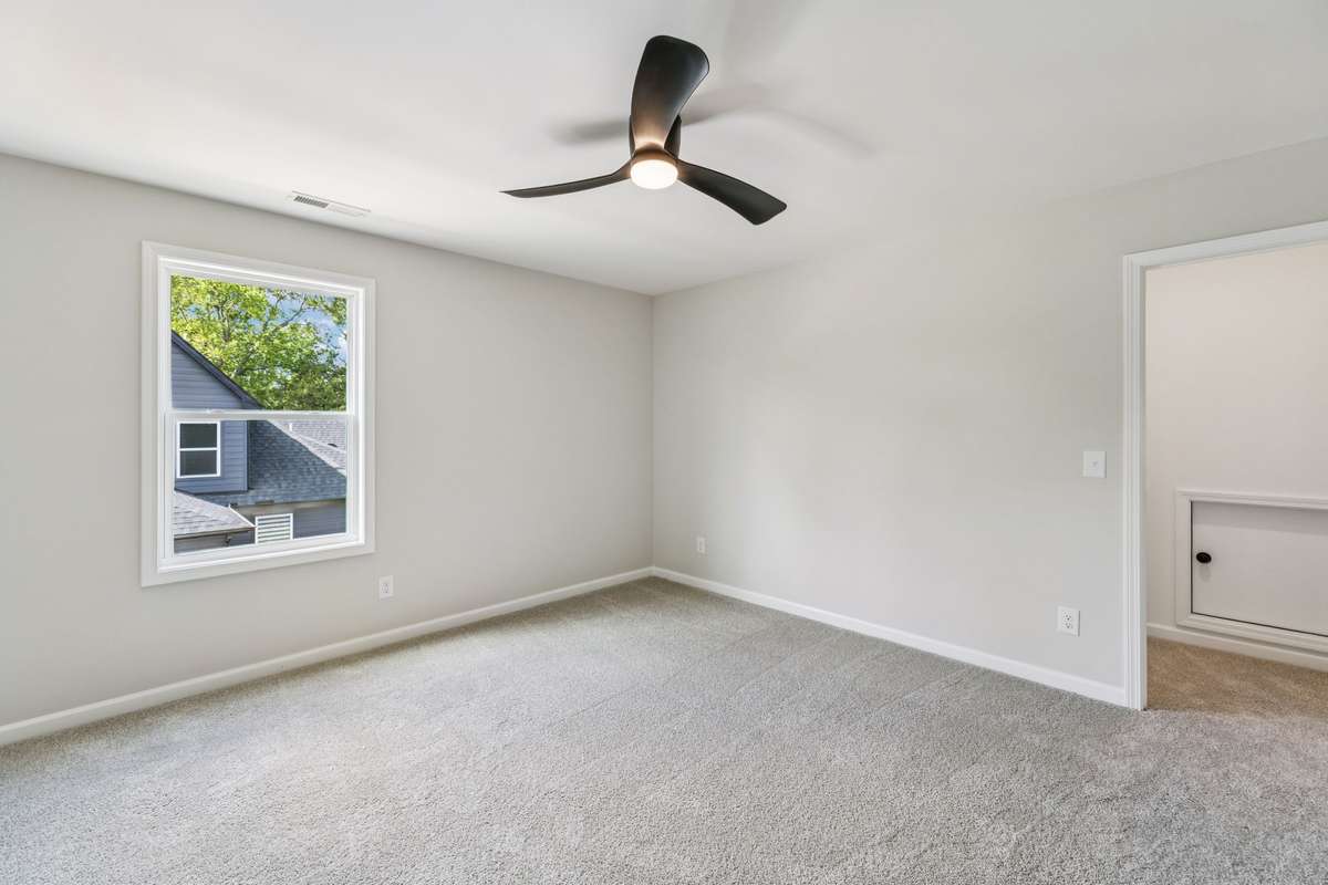 Photos of real pics of a home that was built in Bell Buckle,  buyers will have the option to make their interior and exterior selections.