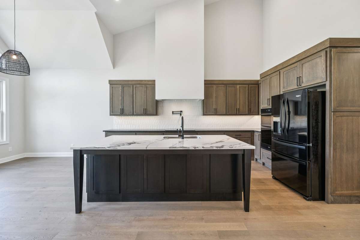 Photos of real pics of a home that was built in Bell Buckle,  buyers will have the option to make their interior and exterior selections.