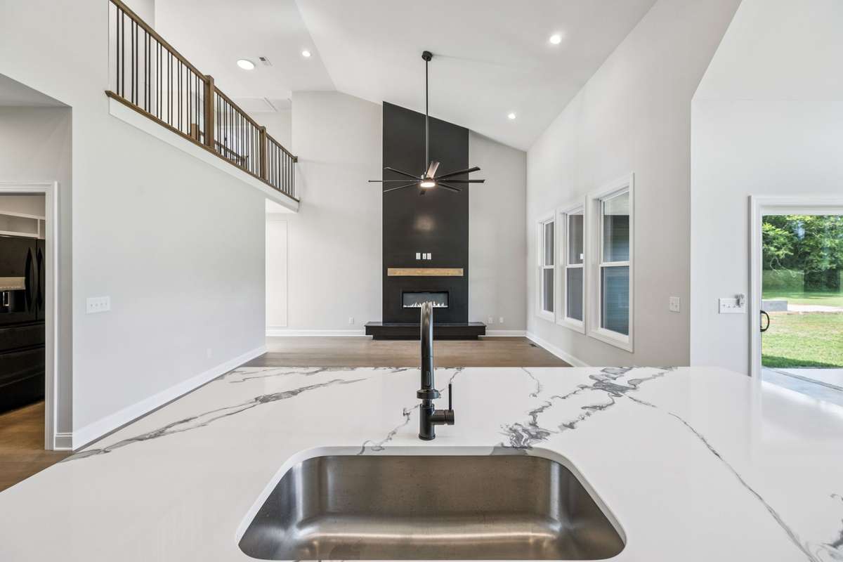 Photos of real pics of a home that was built in Bell Buckle,  buyers will have the option to make their interior and exterior selections.