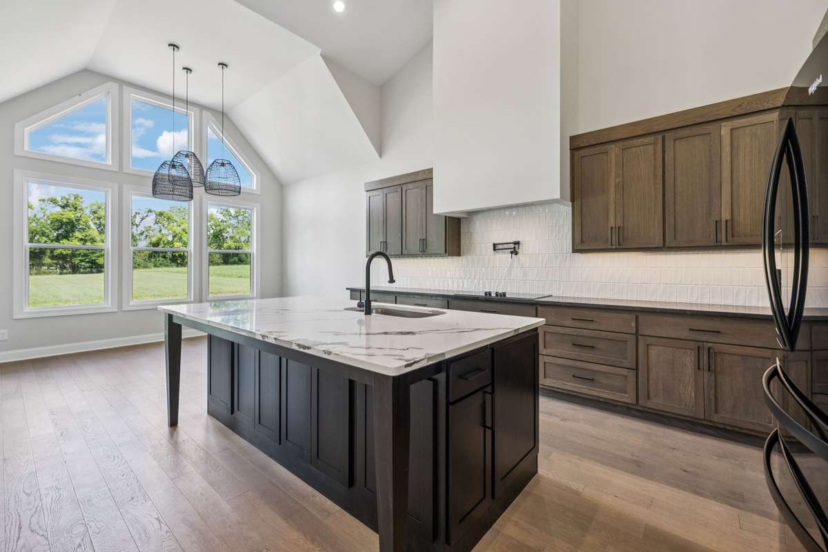 Photos of real pics of a home that was built in Bell Buckle,  buyers will have the option to make their interior and exterior selections.