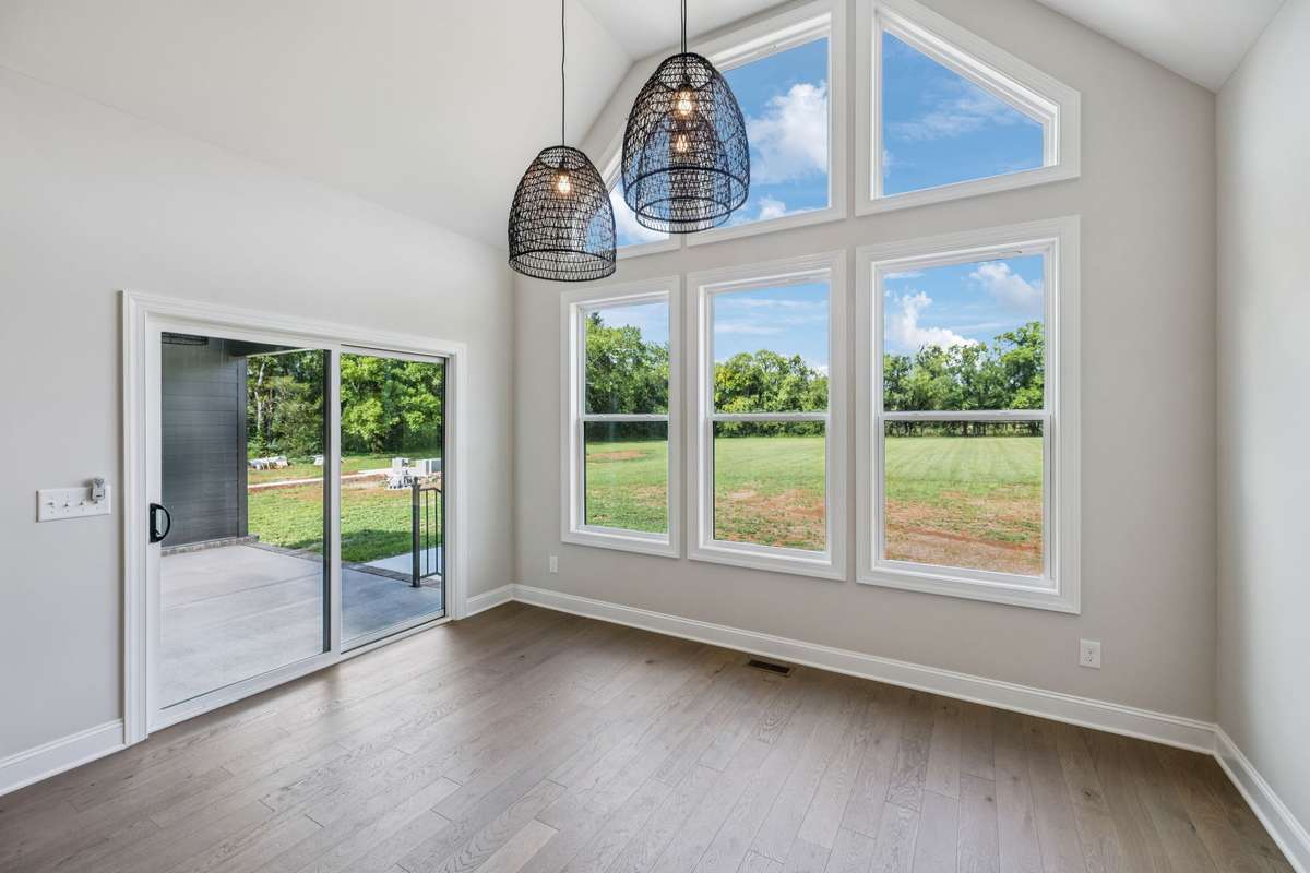 Photos of real pics of a home that was built in Bell Buckle,  buyers will have the option to make their interior and exterior selections.