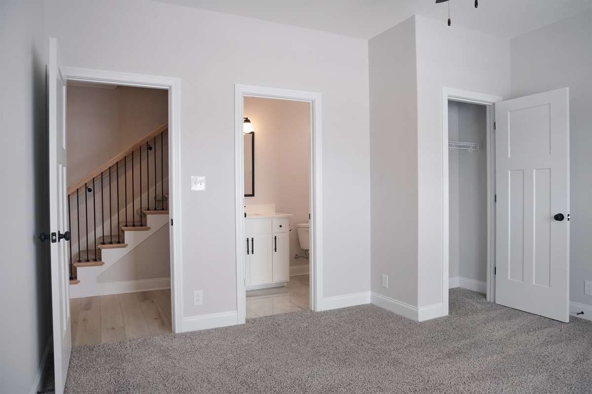 Down stairs guest bedroom.