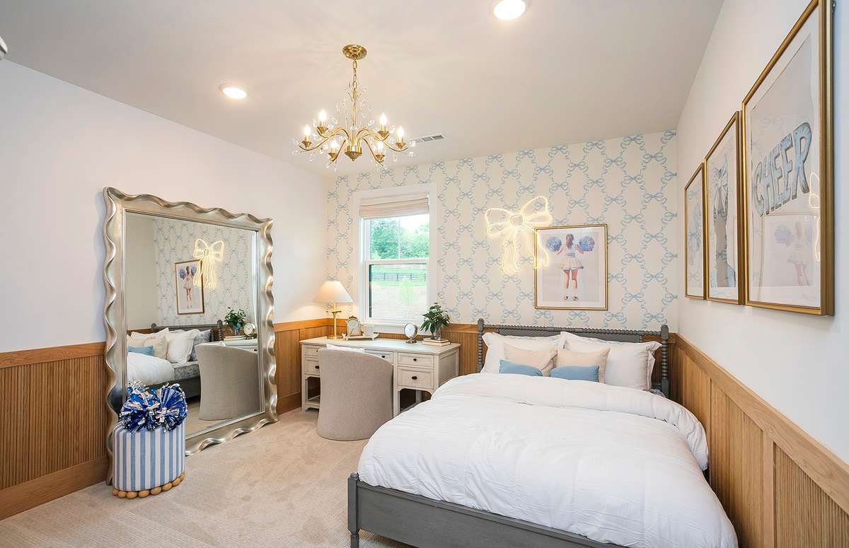 Pictures are of the Foxmoor model home. All pictures shown to emphasize the builder quality and finishes available.