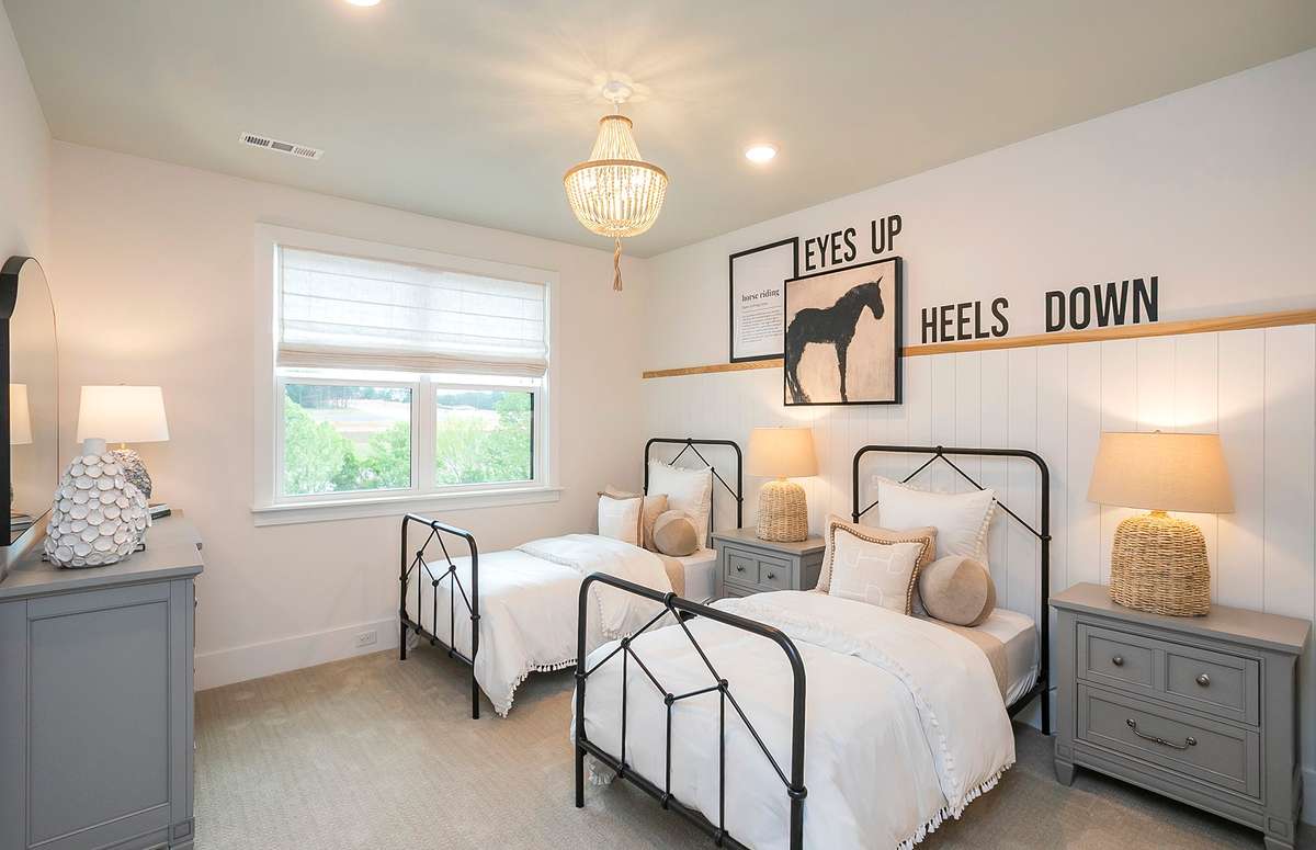 Pictures are of the Foxmoor model home. All pictures shown to emphasize the builder quality and finishes available.