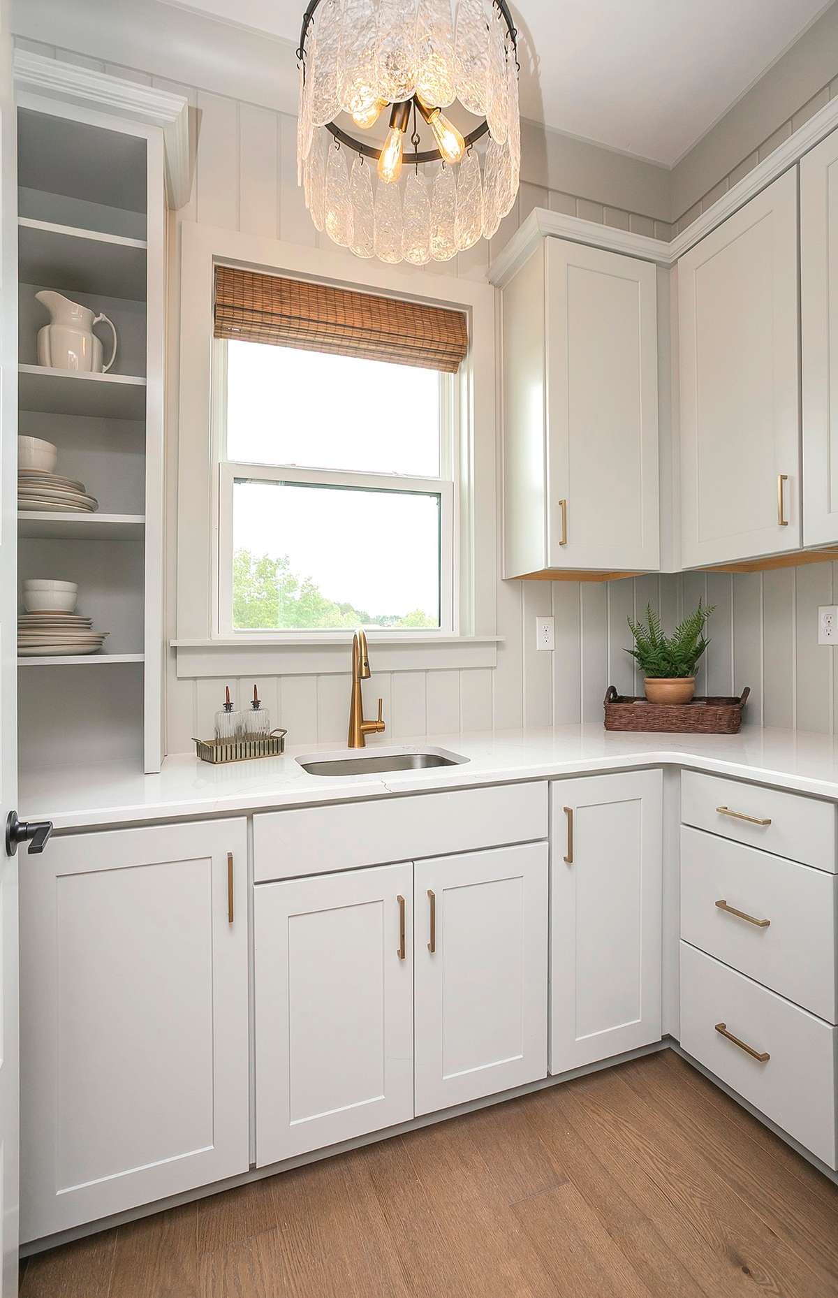 Pictures are of the Foxmoor model home. All pictures shown to emphasize the builder quality and finishes available.