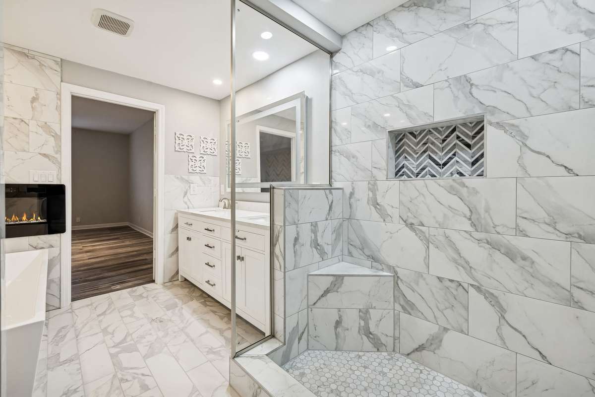 Walk-in Shower
