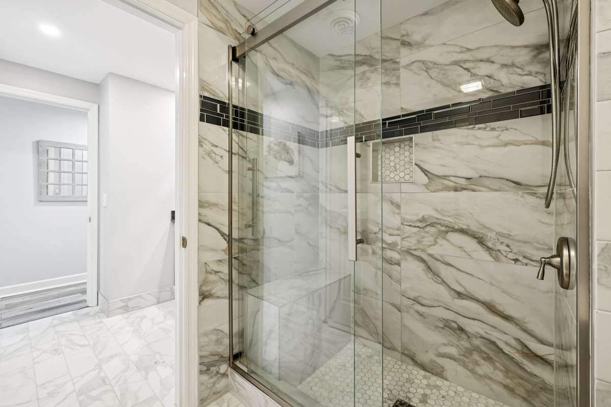 Walk-in Shower