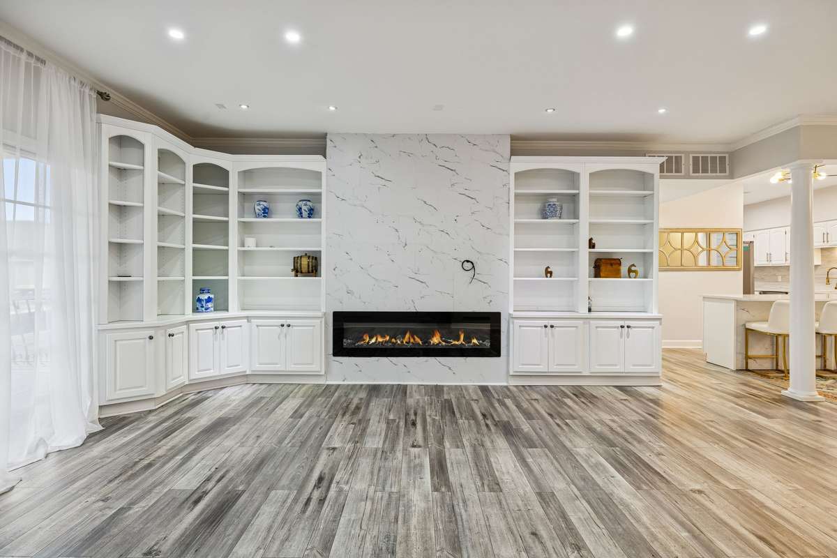 Built-in Bookshelves and Electric FP