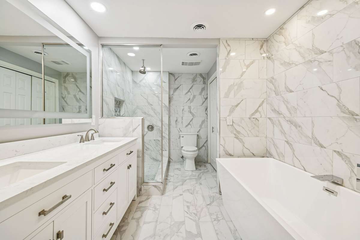 Spa-Like Primary Bath