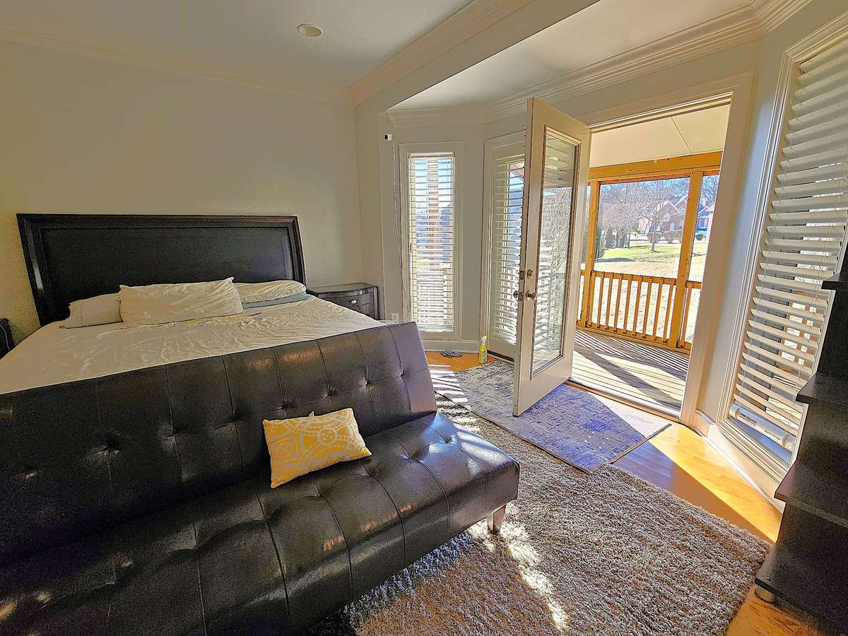 Covered porch on Primary bed