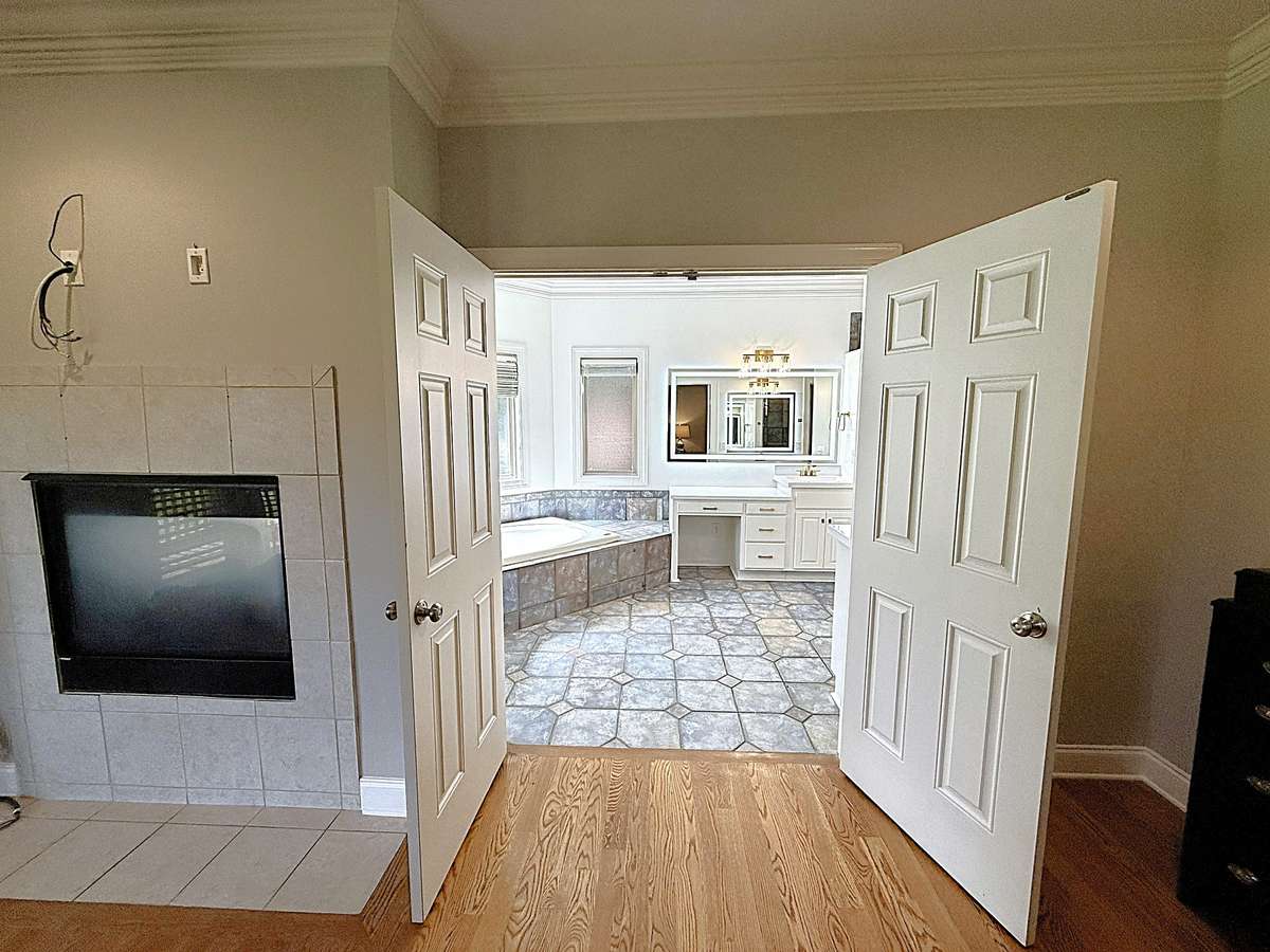 French door to Primary Bath