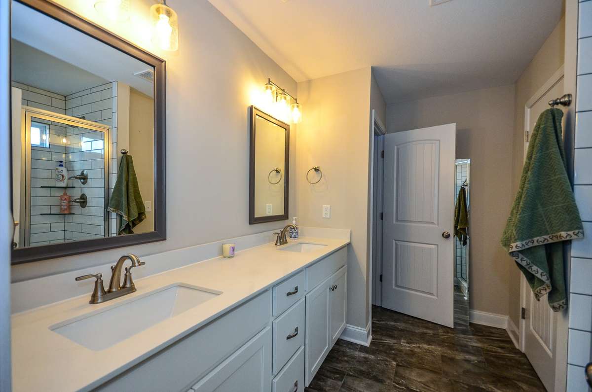 Owners bath