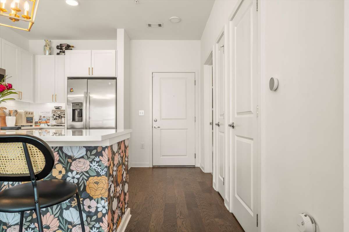 KITCHEN COMES WITH PANTRY