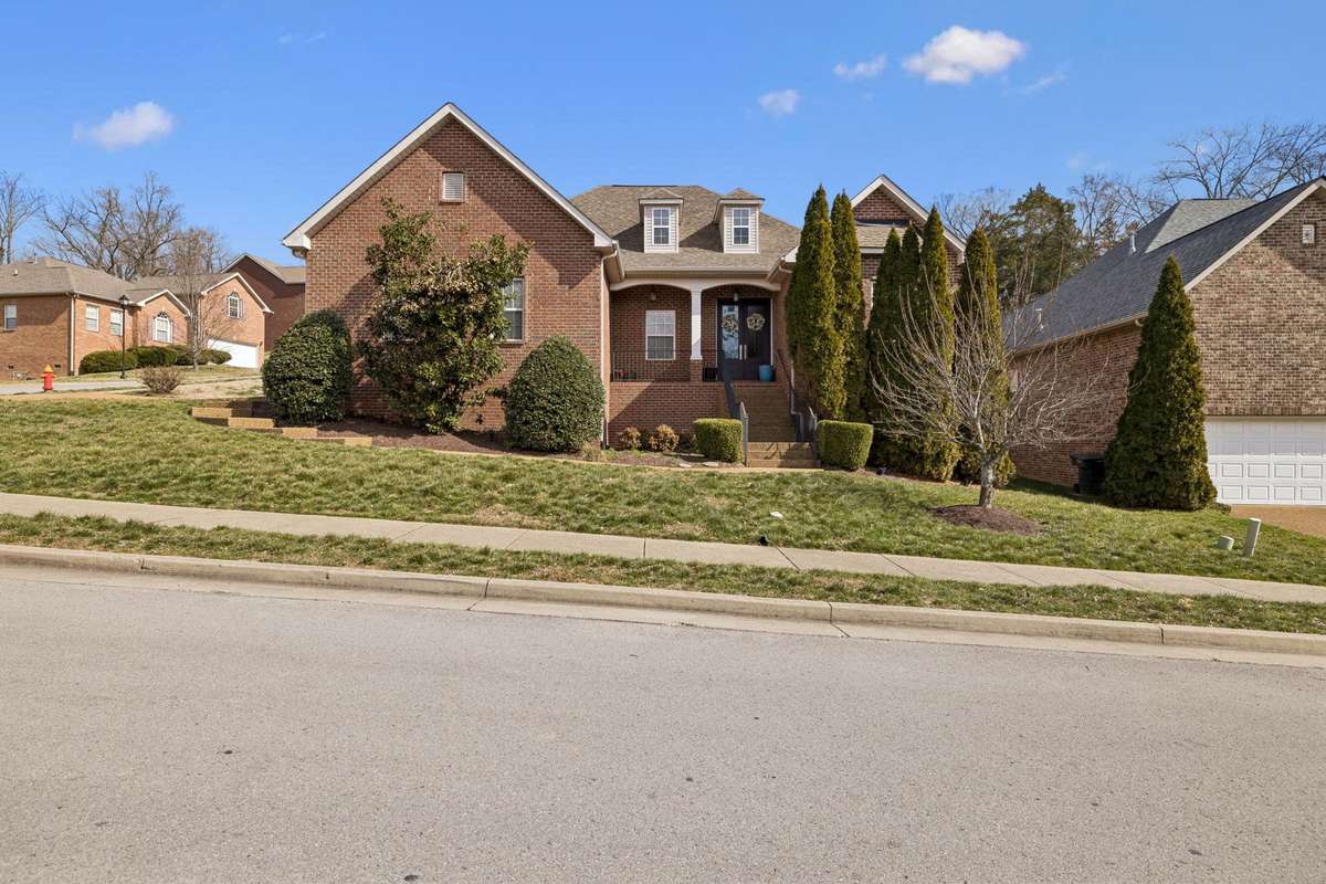 Welcome to 932 Century Oak Drive in Nashville TN that is now For Sale.
